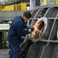 Przemysł stawia na ESG, rozwój nowych technologii i skracanie łańcucha dostaw. Jakie jeszcze trendy czekają branżę w 2024 roku?