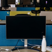 Ponad 71 tys. więcej ofert pracy skierowanych do kandydatów IT i telekomunikacji