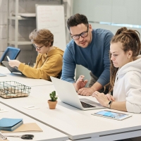 Pracodawcy w Polsce nie chcą kontynuować pracy zdalnej. Prawie 9 na 10 pracowników wróci do siedzib firm