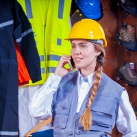 Sektor produkcyjny inwestuje w pracowników