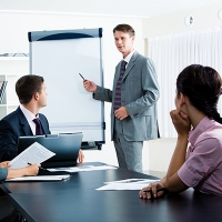 PŁASKIE STRUKTURY I KREATYWNOŚĆ  - FIRMY ZORGANIZOWANE INACZEJ