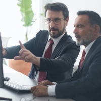 Rekordowe zapotrzebowanie na pracowników w bankowości, finansach, ubezpieczeniach i nieruchomościach