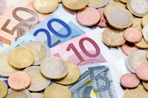 Wynagrodzenia w firmach o różnej wielkości zatrudnienia w 2013 roku