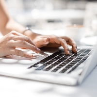 Czym są laptopy poleasingowe i czym różnią się od zwykłych używanych?