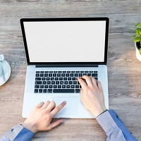 Nowoczesne narzędzia pracy: kiedy warto wybrać laptop o ponadprzeciętnej wydajności?