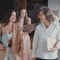 SOFTSWISS podsumowuje 2025 rok: wspieranie innowacji, rozwój talentów i polskiej społeczności IT